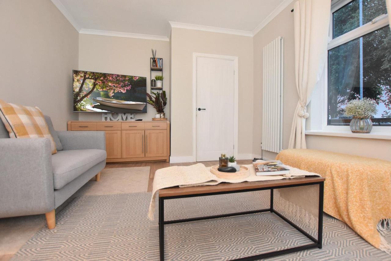Heywood A Spacious Home From Home With Spectacular Views מראה חיצוני תמונה